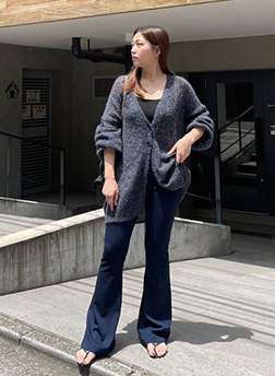新品⭐︎etretokyoワンショルダーカットトップス⭐︎グレージュオフショルエトレ 新品⭐︎etretokyoワンショルダーカットトップス⭐︎グレージュ